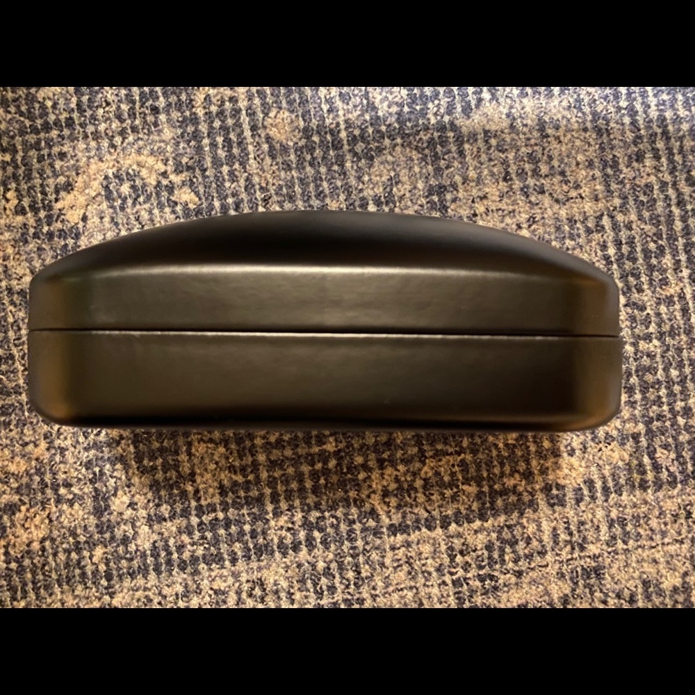 Sunglasses Leather Case - Picture 6 of 7